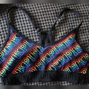 Victoria's Secret PINK Ultimate lightly lined sports bra Size M